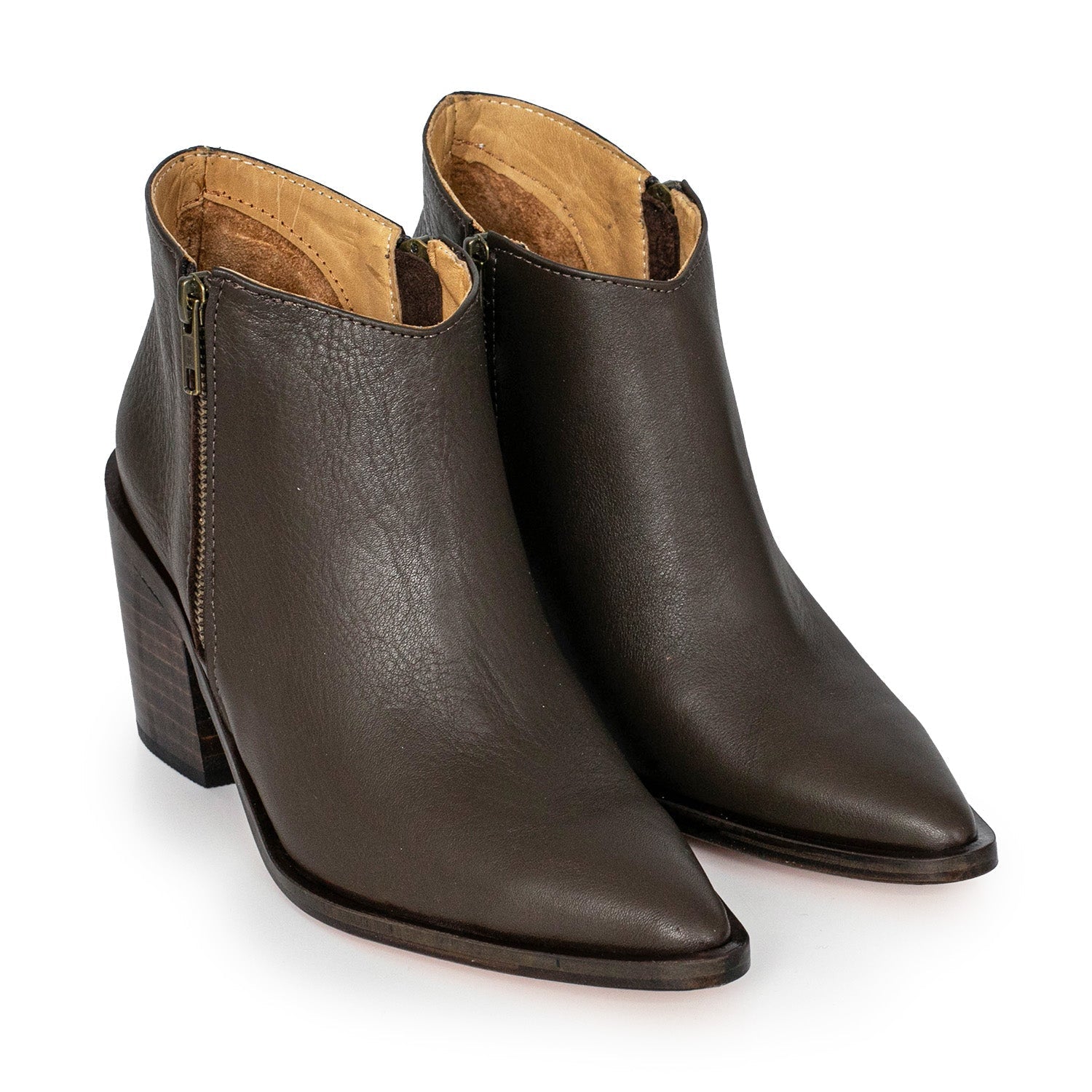 BOTA LODGE CHOCOLATE