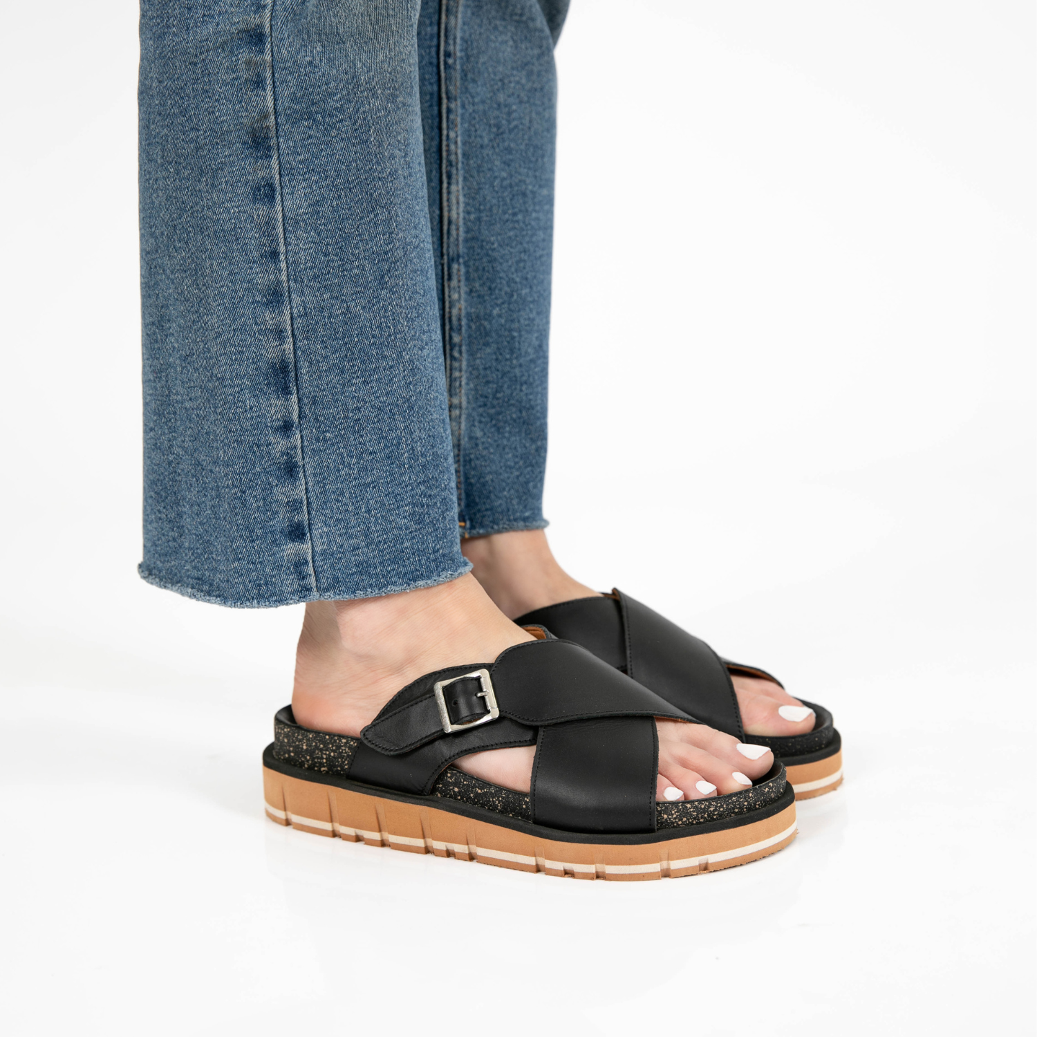 CHINELA LEMONT NEGRA