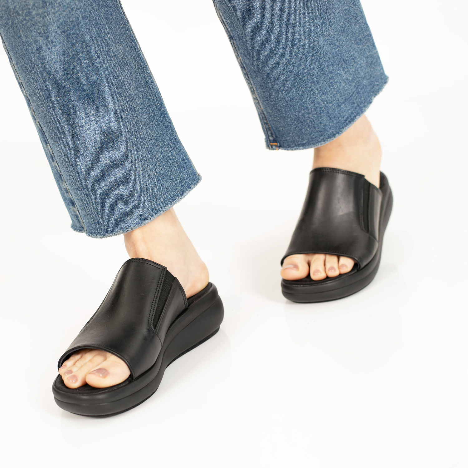 CHINELA MALORY NEGRA