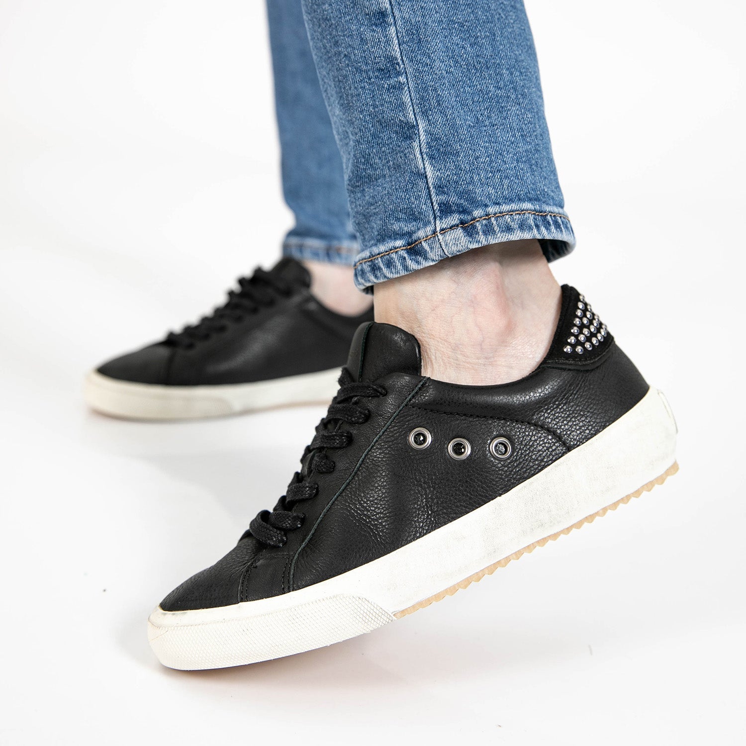 ZAPATILLA RUTH NEGRA