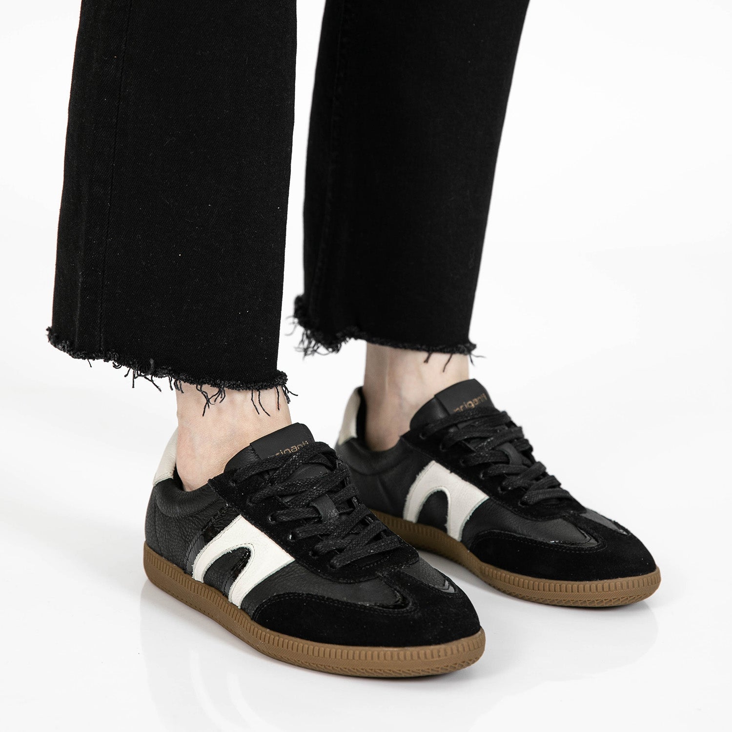 ZAPATILLA SOHO NEGRA