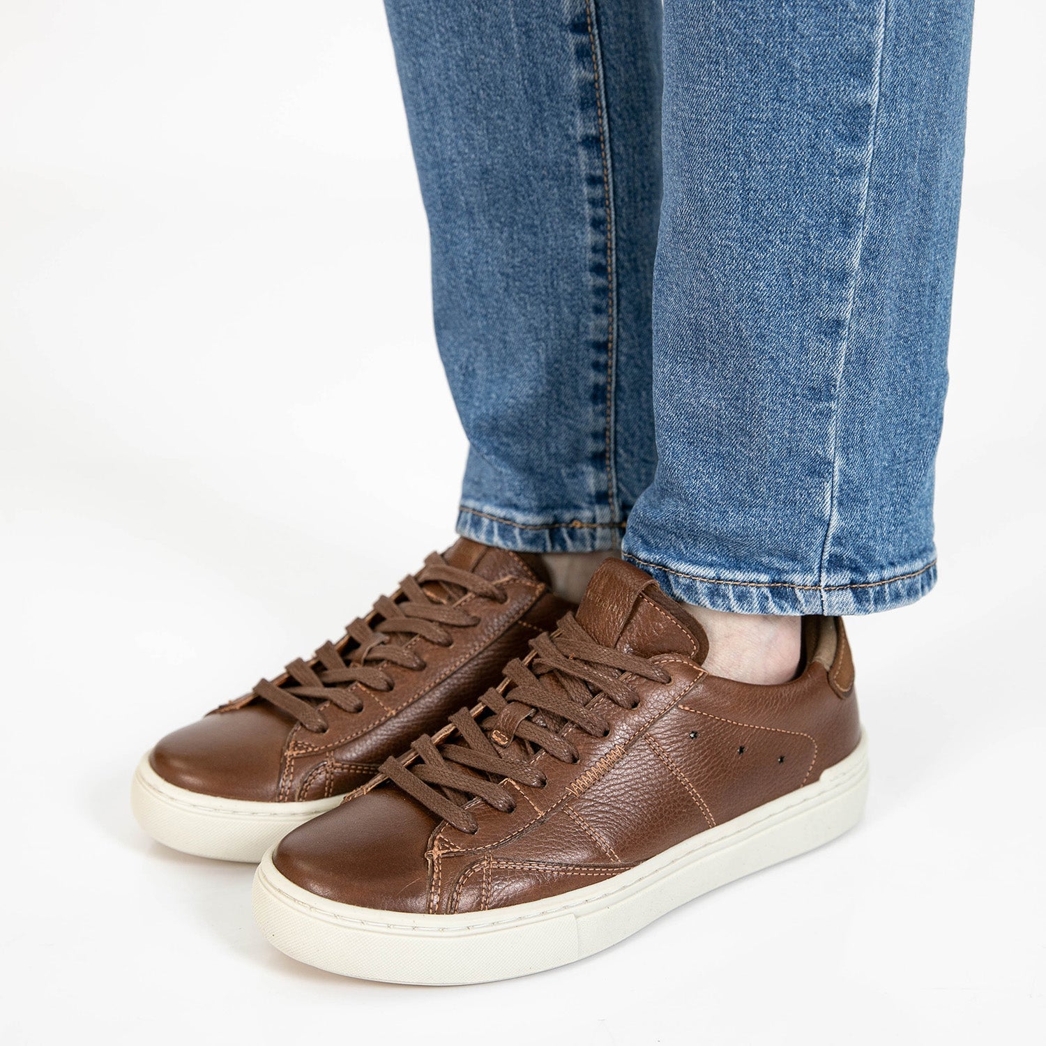 ZAPATILLA KEYLA MARRÓN