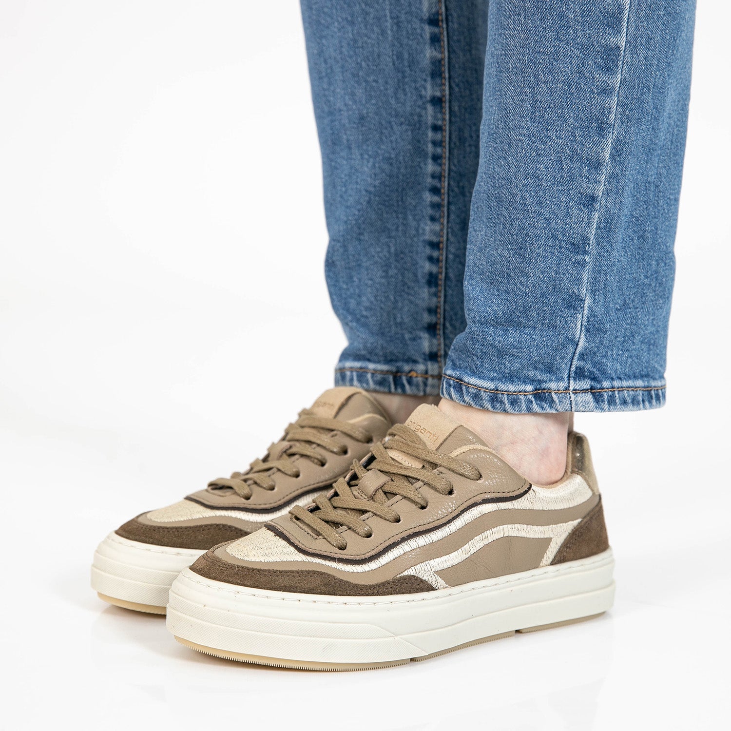 ZAPATILLA JANET MARRÓN