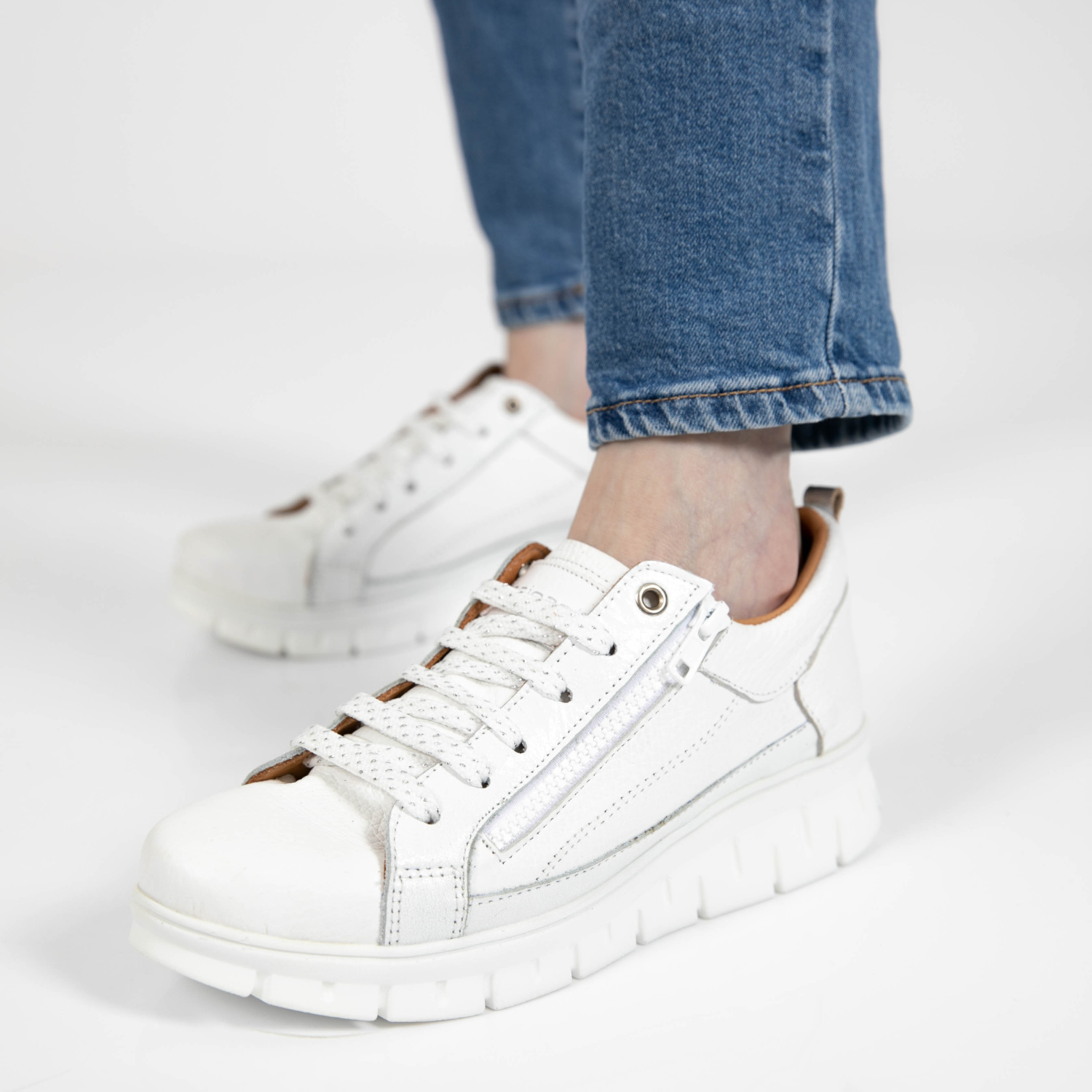 ZAPATILLA AVERY BLANCA